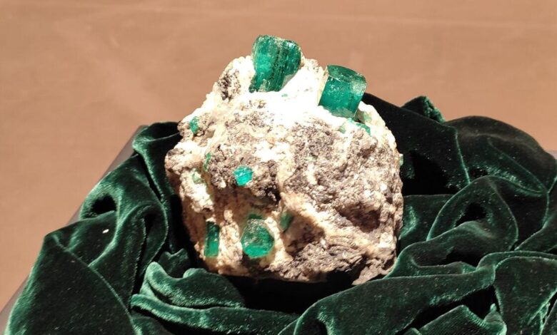 Look: Green emerald valued at one million dollars with verses from the Quran engraved on display at Abu Dhabi Art - News