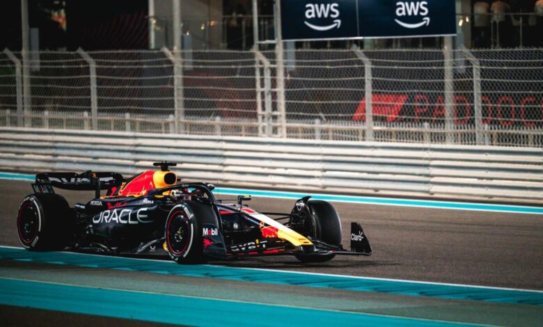 Max Verstappen on his way to victory in Sunday's Abu Dhabi Grand Prix.  — Photo by Neeraj Murali