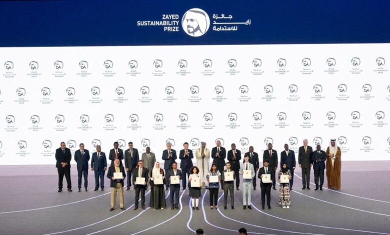 The President, His Highness Sheikh Mohamed bin Zayed Al Nahyan, with world leaders and winners of last year's Zayed Sustainability Prize.